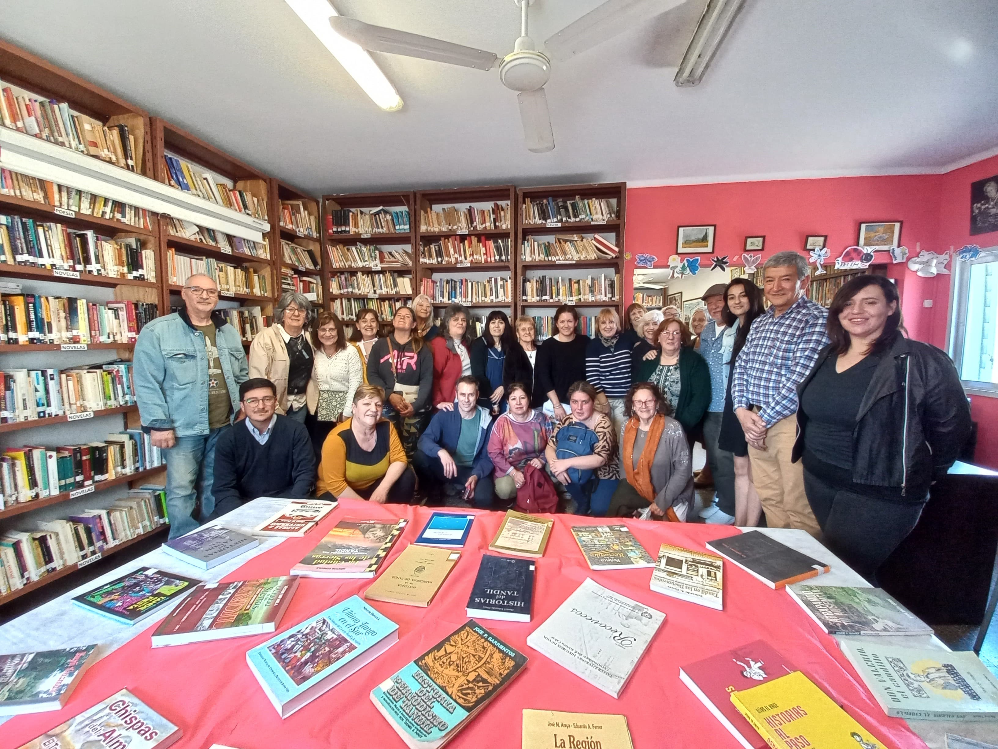 Biblioteca Ernesto Valor